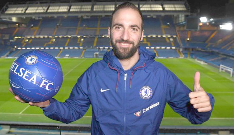 www.nusabali.com-higuain-menantang-kutukan-di-chelsea