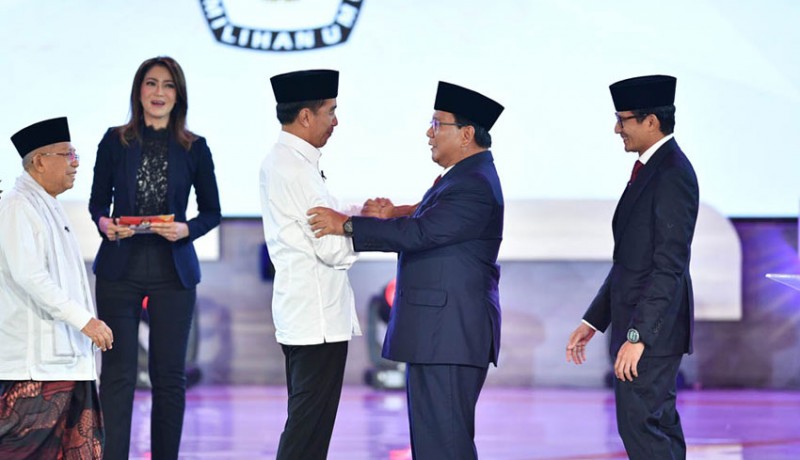 www.nusabali.com-debat-perdana-jokowi-menang-5-1-atas-prabowo