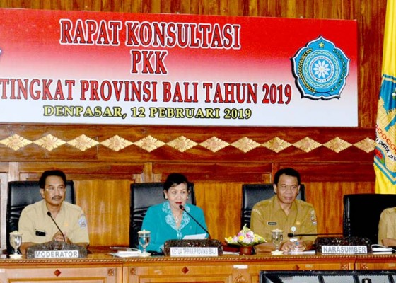 Nusabali.com - wujudkan-nangun-sat-kertih-loka-bali-tp-pkk-buat-program-tepat-sasaran