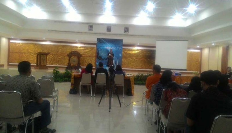 www.nusabali.com-komik-gelar-seminar-dan-lomba-public-speaking