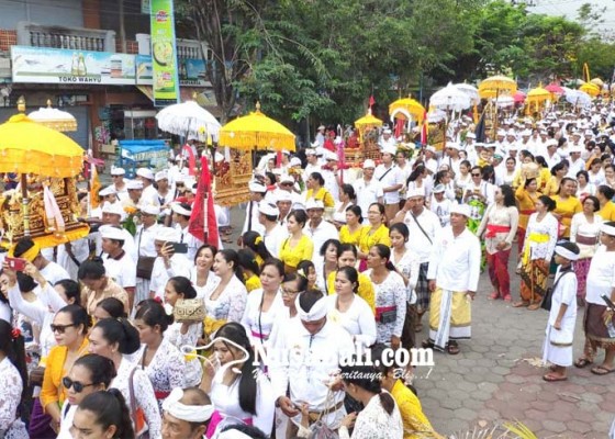 Nusabali.com - sarad-pura-siwa-sapujagat-harus-selalu-di-barisan-terdepan