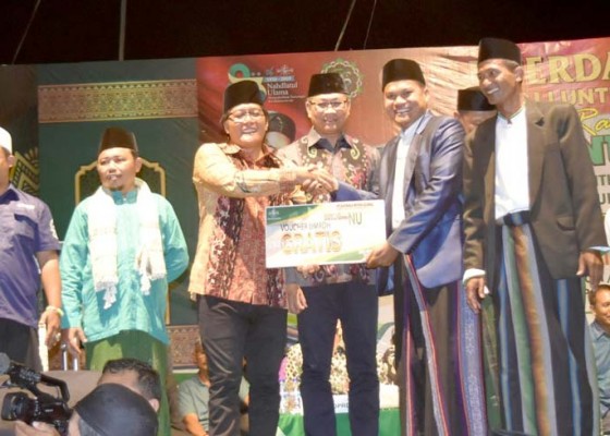 Nusabali.com - bupati-dan-wakil-bupati-hadiri-tabligh-akbar-gema-perdamaian-dari-bali-untuk-nkri