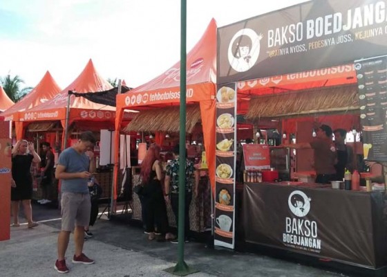 Nusabali.com - festival-bakso-dan-mie-goda-wisatawan