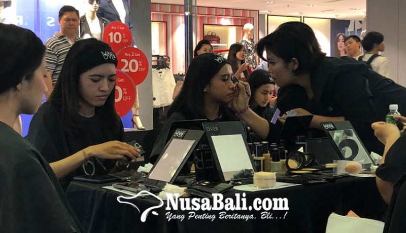 www.nusabali.com-para-pemula-ikuti-beauty-class-glass-skin-make-up