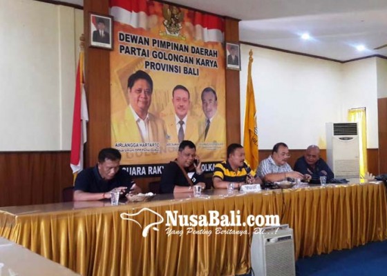 Nusabali.com - akbar-tandjung-akan-telusuri-persoalan-di-golkar-bali