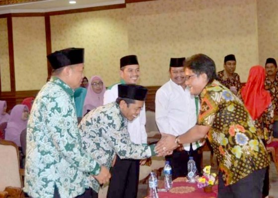 Nusabali.com - bupati-dan-ketua-dewan-badung-hadiri-halal-bihalal-di-puspem