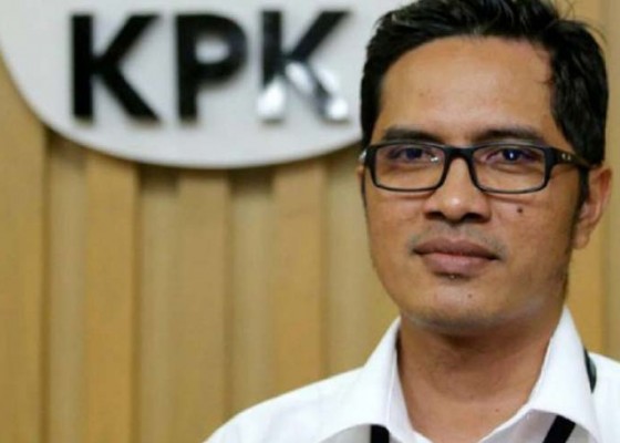 Nusabali.com - kpk-cek-harta-kekayaan-bupati-dan-kadis-di-jatim