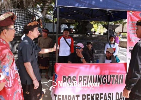 Nusabali.com - bupati-suwirta-tinjau-pos-pemungutan-retribusi