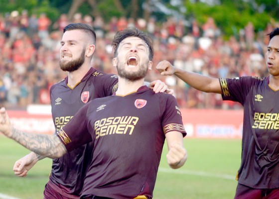 Nusabali.com - psm-kalahkan-persebaya-2-1