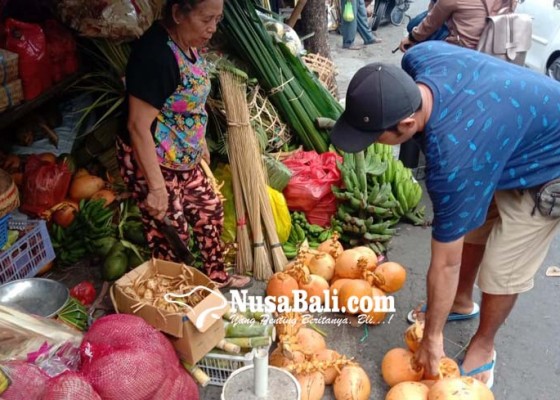 Nusabali.com - stok-babi-melimpah-bahan-upacara-melonjak