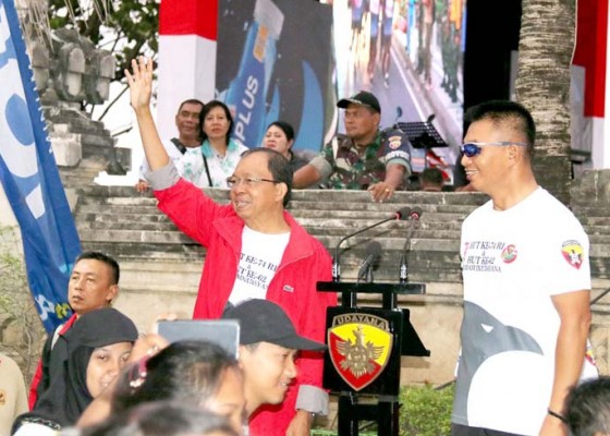 Nusabali.com - koster-berharap-udayana-run-dapat-dijadikan-event-tahunan