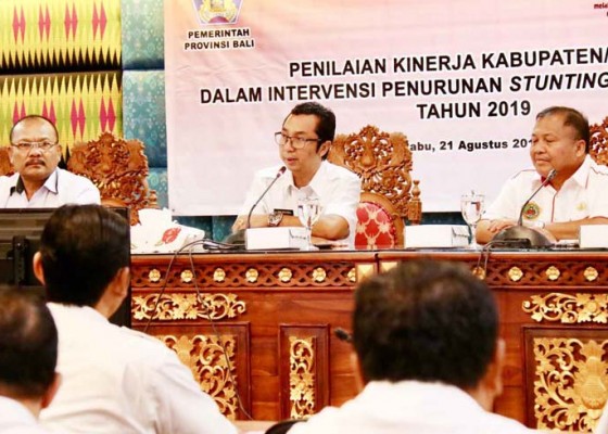 Nusabali.com - pemprov-bali-lakukan-penilaian-kinerja-pemkab-turunkan-stunting-balita