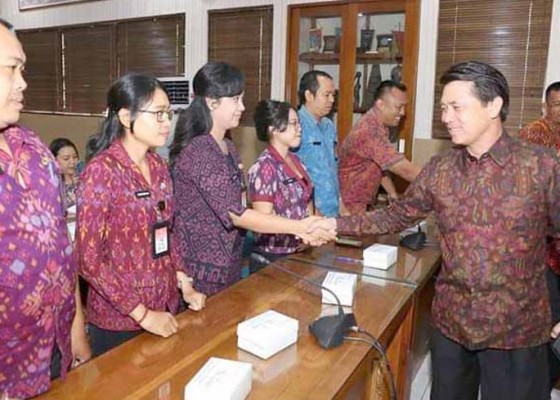 Nusabali.com - tim-inspektorat-provinsi-bali-periksa-klungkung