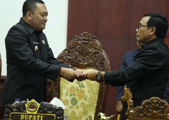 Nusabali.com - sidang-paripurna-dprd-gianyar-rancang-belanja-3-t-lebih