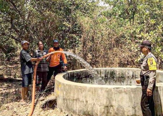 Nusabali.com - bpbd-distribusikan-40-ribu-liter-air-bersih