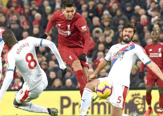 Nusabali.com - palace-tak-biarkan-liverpool-tancap-gas