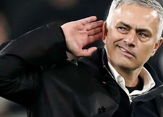 Nusabali.com - spurs-tak-bekali-mou-dana-belanja