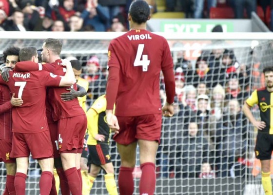 Nusabali.com - dua-gol-salah-kokohkan-liverpool