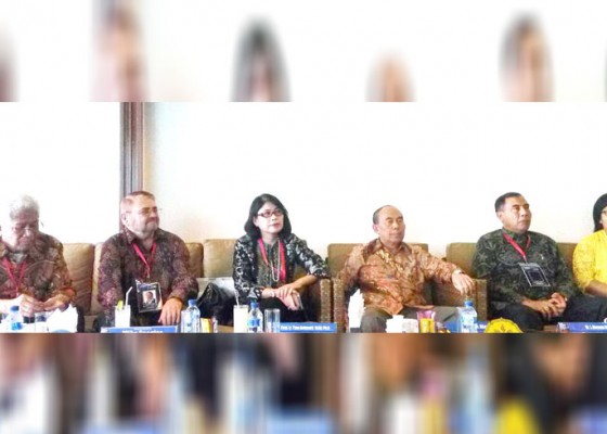 Nusabali.com - 14-negara-bahas-teknologi-pendidikan-di-bali