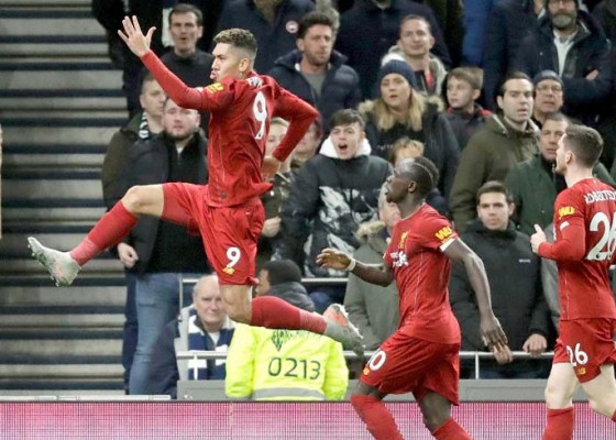 Nusabali.com - atasi-spurs-liverpool-cetak-rekor