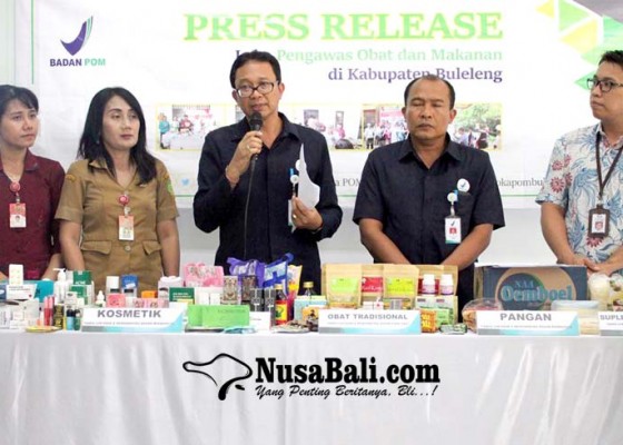 Nusabali.com - di-jembrana-loka-pom-buleleng-sita-ribuan-obat-dan-kosmetik-berbahaya