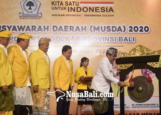 Nusabali.com - sugawa-korry-disebut-paling-layak-pimpin-golkar-bali