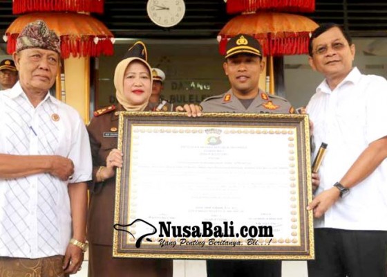 Nusabali.com - zona-integritas-polres-buleleng-dicanangkan