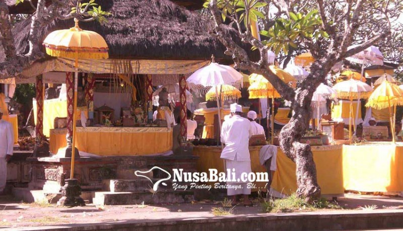 www.nusabali.com-jatuh-saat-nyepi-karya-pujawali-pura-kahyangan-silayukti-tetap-jalan