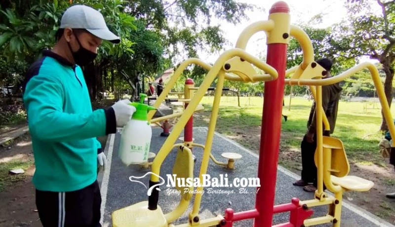 www.nusabali.com-pemkot-intensifkan-penyemprotan-disinfektan