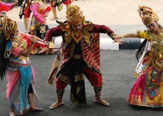 Nusabali.com - festival-kintamani-dimeriahkan-pawai-budaya