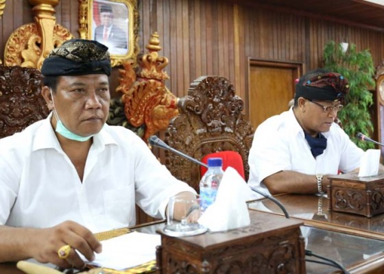 Nusabali.com - rapat-paripurna-lkpj-bupati-2019-lewat-video-conference