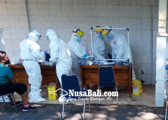 Nusabali.com - diduga-takut-10-pedagang-mangkir-di-swab-test