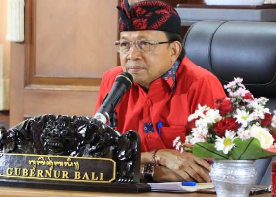 Nusabali.com - kemarin-gubernur-koster-tatap-muka-dengan-para-camat-dan-perbekel-se-bali