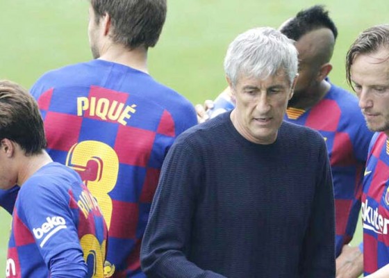 Nusabali.com - setien-masih-latih-barca-musim-depan