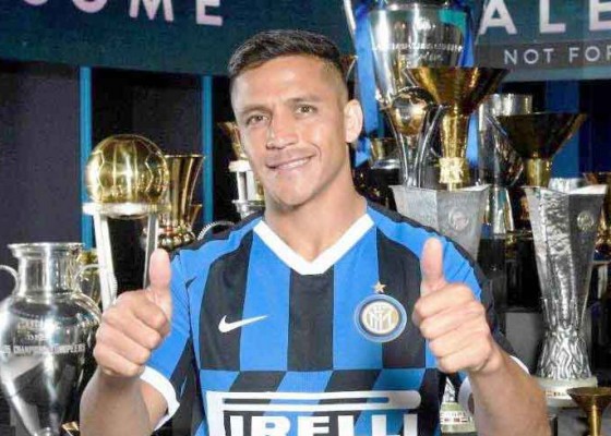 Nusabali.com - dijual-ke-inter-satu-gol-sanchez-di-mu-rp-2274-m