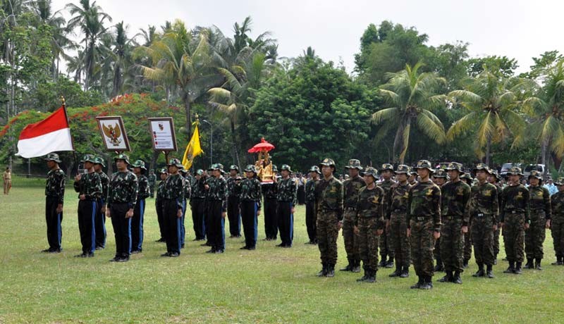 www.nusabali.com-pataka-i-gusti-ngurah-rai-tiba-di-tabanan