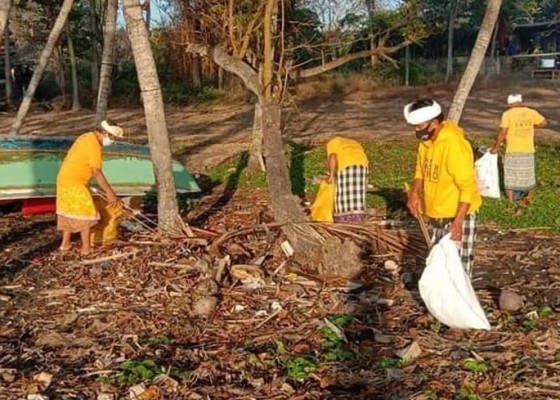 Nusabali.com - umanis-galungan-trash-hero-bersihkan-sampah-plastik