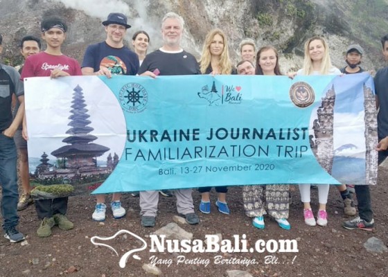 Nusabali.com - jurnalis-ukraina-tinjau-pariwisata-bali