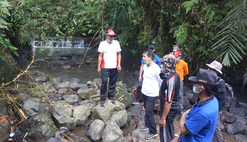 Bupati Suwirta Tinjau Mata Air Di Manduang 4227