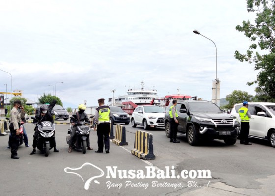 Nusabali.com - penumpang-masuk-bali-turun-145456-orang