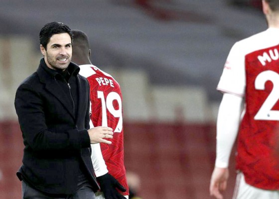 Nusabali.com - mulai-menang-arteta-dilabrak-pemain-arsenal