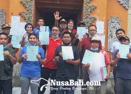 Nusabali.com - kantor-pertanahan-tuntaskan-8946-sertifikat