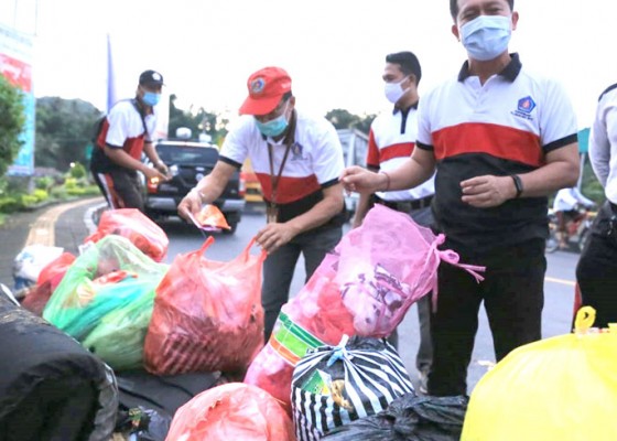 Nusabali.com - klungkung-stop-buang-sampah-sore