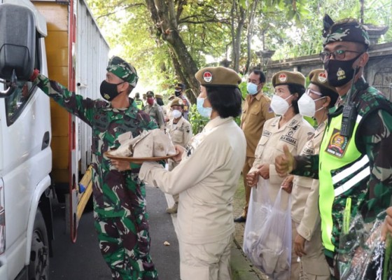 Nusabali.com - tertib-bermasker-dapat-500-nasi-jinggo