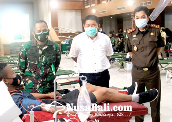 Nusabali.com - hut-ke-60-korem-wira-satya-gelar-donor-darah-plasma-konvalesen