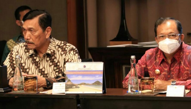 www.nusabali.com-luhut-harap-2-juta-penduduk-bali-telah-divaksin-april-depan