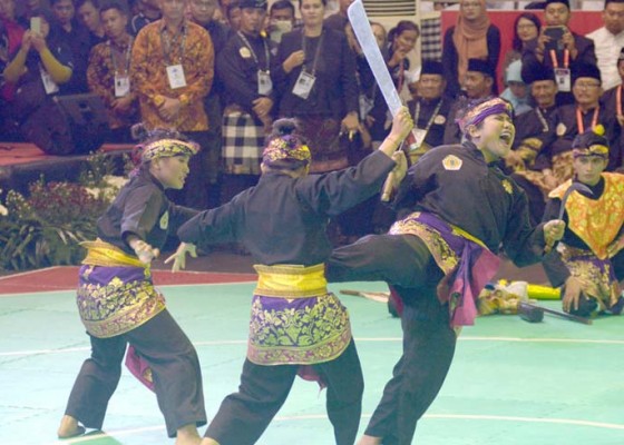 Nusabali.com - pesilat-kelas-dunia-duel-di-bali