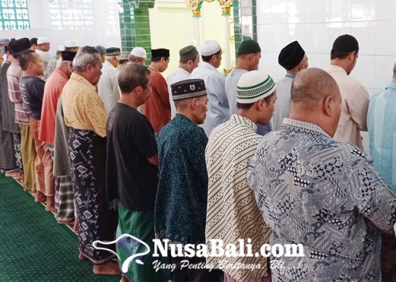 Nusabali.com - satgas-covid-19-izinkan-shalat-tarawih-di-masjid-namun-wajib-taat-prokes