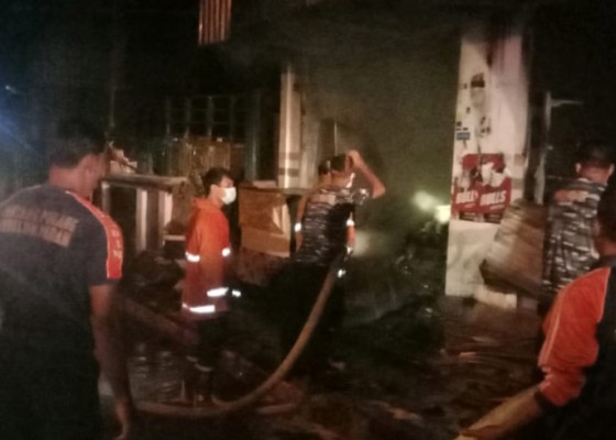 Nusabali.com - ditutup-2-hari-warung-ludes-terbakar