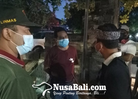 Nusabali.com - jualan-di-trotoar-di-kuta-dua-pkl-diamankan